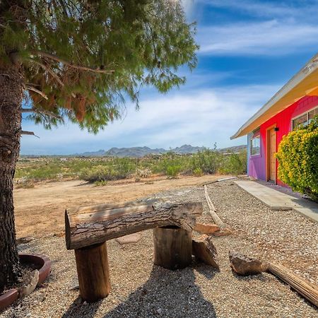 @ Marbella Lane - Rainbow House Glampers Paradise Joshua Tree Buitenkant foto