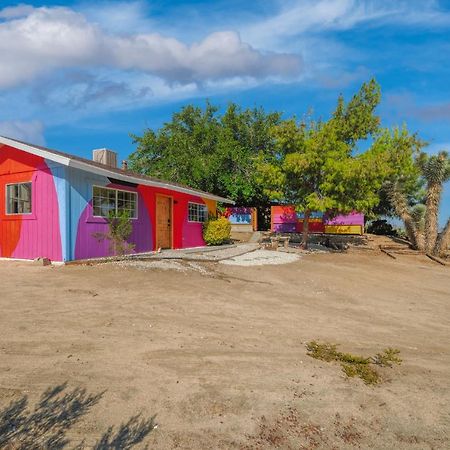 @ Marbella Lane - Rainbow House Glampers Paradise Joshua Tree Buitenkant foto
