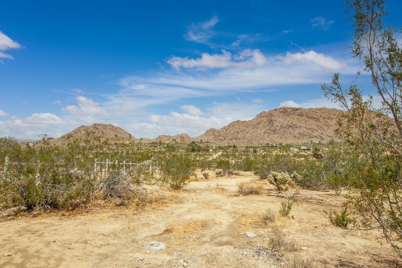 @ Marbella Lane - Rainbow House Glampers Paradise Joshua Tree Buitenkant foto