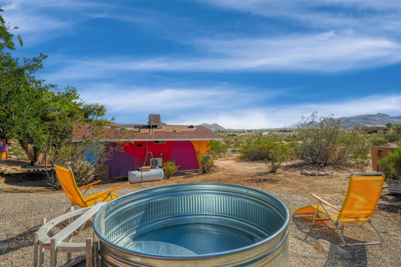 @ Marbella Lane - Rainbow House Glampers Paradise Joshua Tree Buitenkant foto